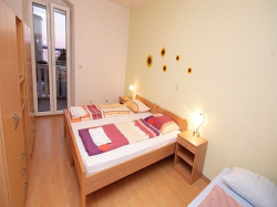 Apartamenty Pansion Krivic Kaštel Gomilica