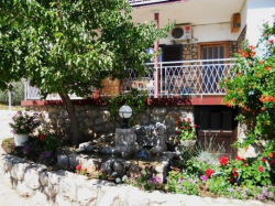 Apartamenty DADO Starigrad (Paklenica)