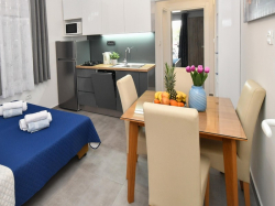 Apartmani    ROBERT Gradac