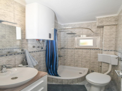 Apartmani    ROBERT Gradac