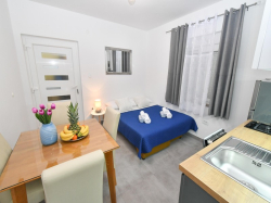 Apartmani    ROBERT Gradac