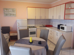 Apartmani Vivien Kustići (Otok Pag)