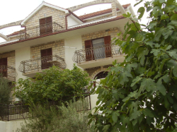 Apartmenthaus Maribela Arbanija (Insel Ciovo)