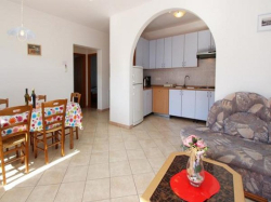 Apartmenthaus Derencinovic Baska (Insel Krk)