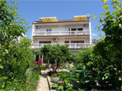 Apartmenthaus Villa Vesna - Family house apartments Crikvenica