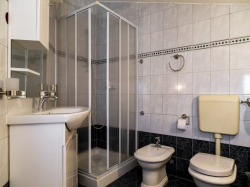 Apartmenthaus Edi Fazana