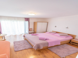 Apartmenthaus Toni Igrane