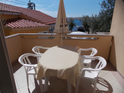 Apartmenthaus Vivien Kustici (Insel Pag)