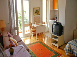 Apartmenthaus Tri Kugle Novalja (Insel Pag)