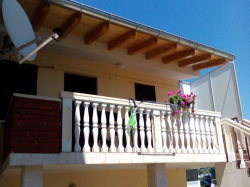 Apartmenthaus Villa Damir Petrcane