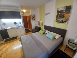 Apartmenthaus Oleandro  Pula