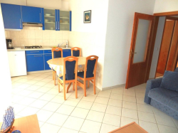 Apartmenthaus AUREL Rogoznica