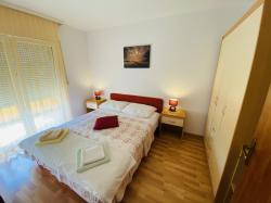 Apartmenthaus AUREL Rogoznica