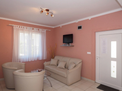 Apartmenthaus Villa Petra  Selce