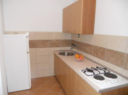 Apartmenthaus DADO Starigrad (Paklenica)