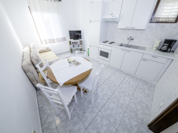 Apartmenthaus Tariba 77 Supetarska Draga (Insel Rab)