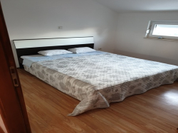 Apartmenthaus Vila Laura Tkon (Insel Pasman)