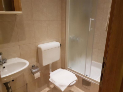 Apartmenthaus Villa Roza  Tučepi  Tucepi