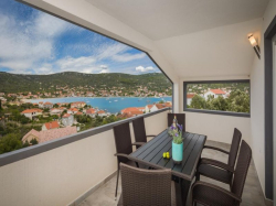 Apartmenthaus Vila Nađ Vinisce