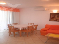 Apartmenthaus Vila Lana Vrsi 