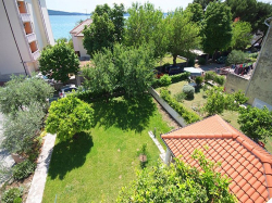 Apartments Pansion Krivic Kastel Gomilica