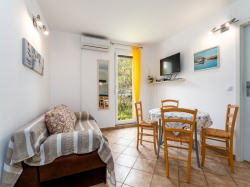 Appartamenti Apartmani Rubessa Baska (Isola Krk)